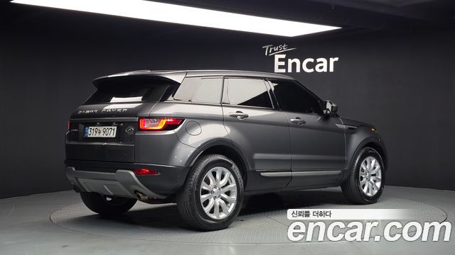 Land Rover Range Rover Evoque 2.0 TD4 SE — пробег 169 471 км — фото 2 из 5