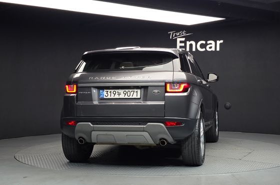 Land Rover Range Rover Evoque 2.0 TD4 SE — пробег 169 471 км — фото 4 из 5