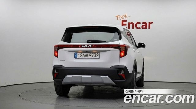Kia Seltos из Кореи Encar