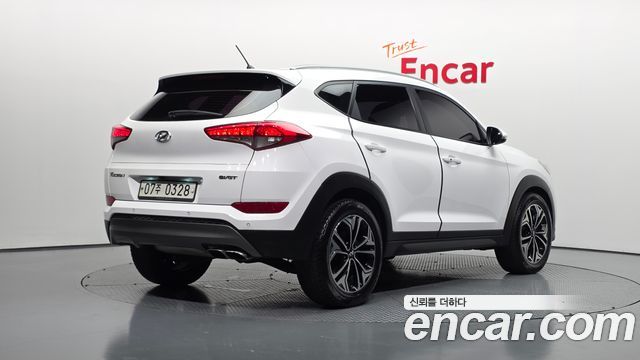 Hyundai Tucson Diesel 2.0 2WD Premium — пробег 206 290 км — фото 2 из 5