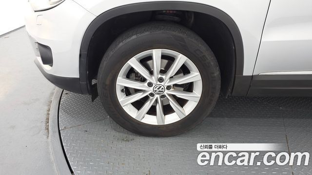 Volkswagen Tiguan 2.0 TDI Comfort 5N — пробег 80 550 км — фото 5 из 5