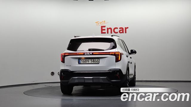 Kia Seltos из Кореи Encar