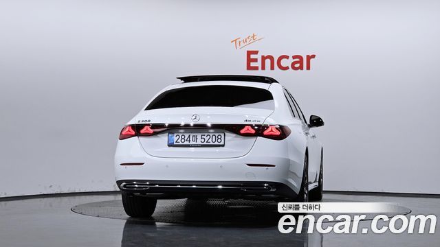 Mercedes-Benz E-Class из Кореи Encar