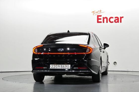 Hyundai Sonata 2.0 Premium Plus — пробег 22 051 км — фото 4 из 5