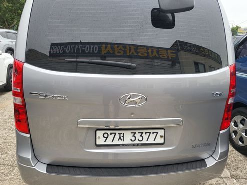 Hyundai Starex Van 5-Seater Modern — пробег 175 894 км — фото 4 из 5