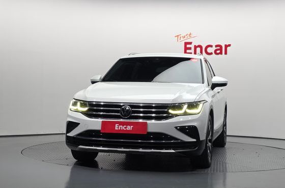 Volkswagen Tiguan 2.0 TDI Premium — пробег 52 582 км — фото 3 из 5