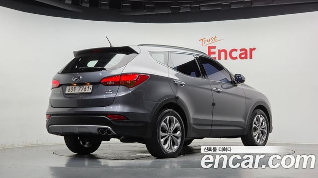 Hyundai Santafe Diesel(e-VGT) 2.2 4WD Premium — пробег 187 845 км — фото 2 из 5