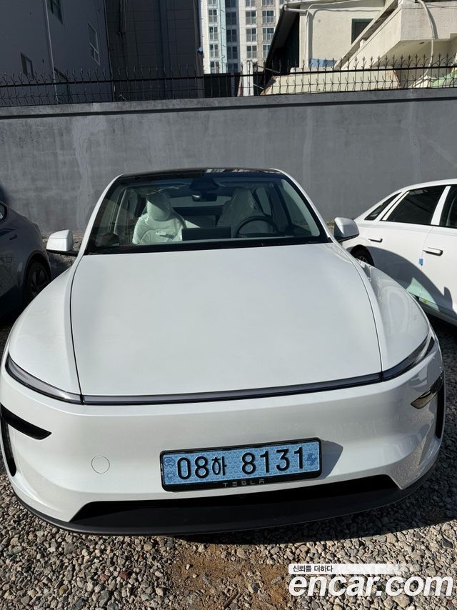 Tesla Model Y Long Range AWD — пробег 19 729 км — фото 3 из 5
