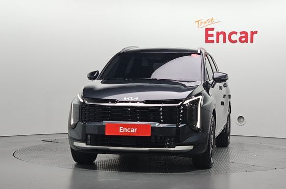 Kia Sportage Gasoline 1.6 Turbo 2WD Signature — пробег 8 196 км — фото 3 из 5