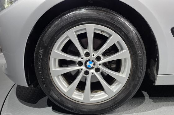 BMW Gran Turismo GT 320d — пробег 70 491 км — фото 5 из 5