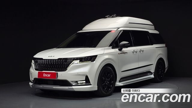 Kia Carnival Diesel 9-Seater Hi-Limousine Signature — пробег 118 628 км — фото 1 из 5