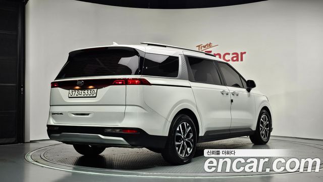 Kia Carnival из Кореи Encar