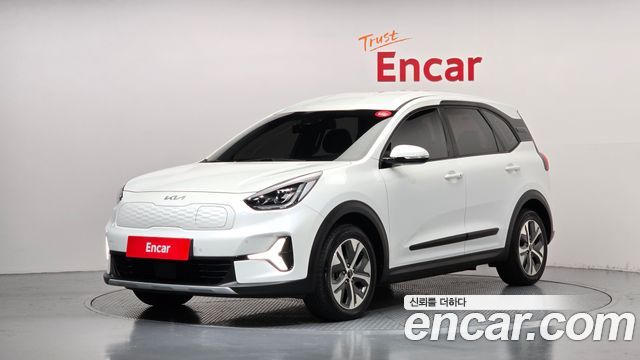 Kia Niro Earth — пробег 199 514 км — фото 1 из 5