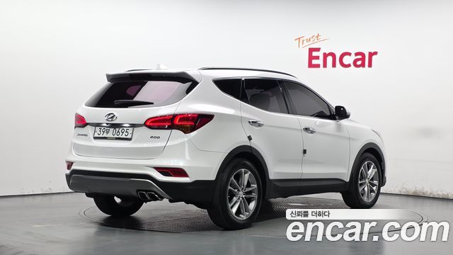 Hyundai Santafe Diesel 2.0 2WD Exclusive Special — пробег 183 848 км — фото 2 из 5