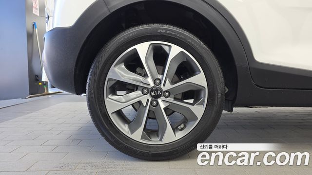 Kia Stonic 1.4 Prestige — пробег 64 887 км — фото 5 из 5