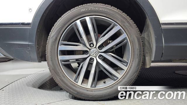 Volkswagen Tiguan из Кореи Encar