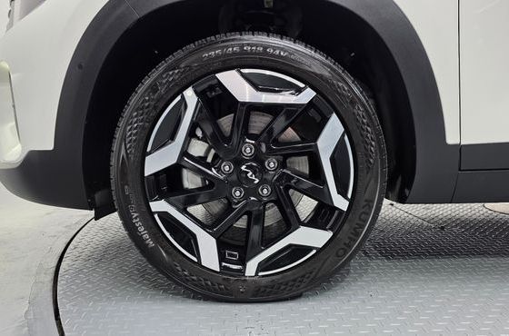 Kia Seltos Gasoline 1.6 Turbo 2WD Signature — пробег 8 728 км — фото 5 из 5