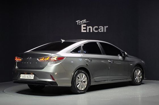 Hyundai Sonata Modern — пробег 179 004 км — фото 2 из 5