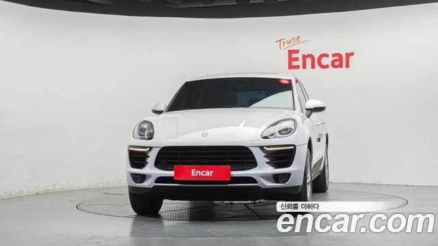 Porsche Macan из Кореи Encar