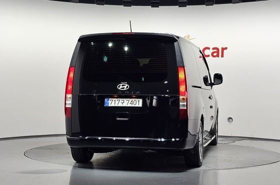 Hyundai Staria HEV 1.6T Tourer 11-Seater Modern — пробег 24 441 км — фото 4 из 5