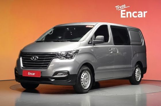 Hyundai Starex Van 5-Seater Style — пробег 122 825 км — фото 1 из 5