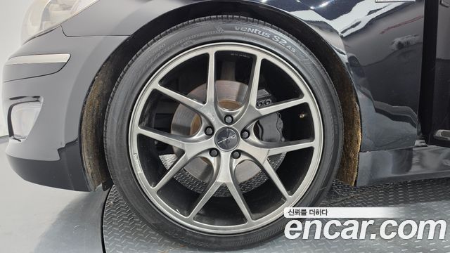 Hyundai Genesis из Кореи Encar