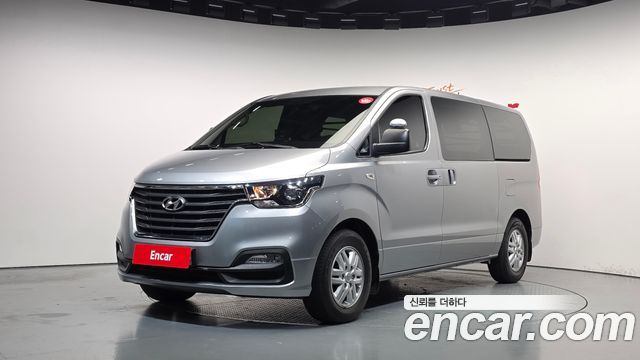 Hyundai Starex Van 3-Seater Smart — пробег 86 607 км — фото 1 из 5