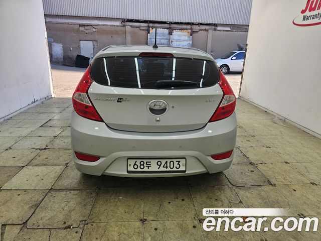 Hyundai Accent WIT 1.4 VVT Premium — пробег 87 443 км — фото 4 из 5
