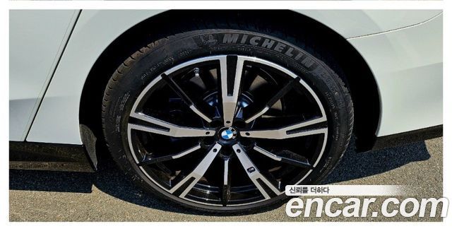BMW 5-Series 530i xDrive M Sport — пробег 37 000 км — фото 5 из 5