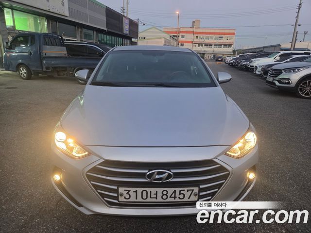Hyundai AVANTE 1.6 GDI Smart — пробег 150 000 км — фото 1 из 5