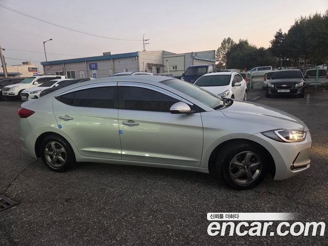 Hyundai AVANTE 1.6 GDI Smart — пробег 150 000 км — фото 2 из 5
