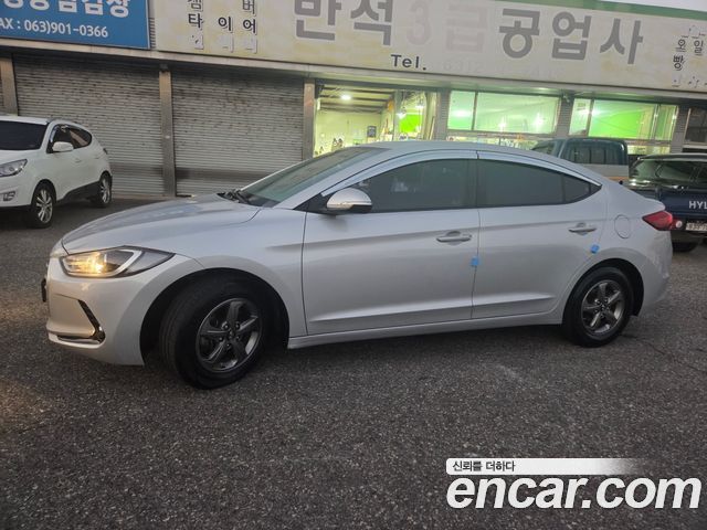 Hyundai AVANTE 1.6 GDI Smart — пробег 150 000 км — фото 3 из 5