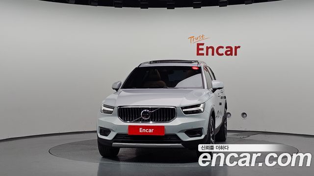 Volvo XC40 B4 Inscription — пробег 34 495 км — фото 3 из 5