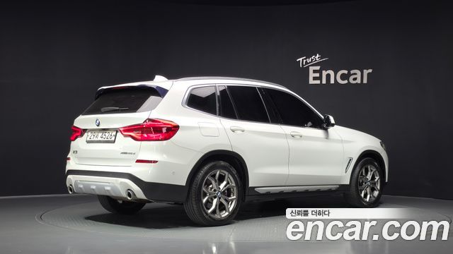 BMW X3 xDrive 20d — пробег 111 902 км — фото 2 из 5