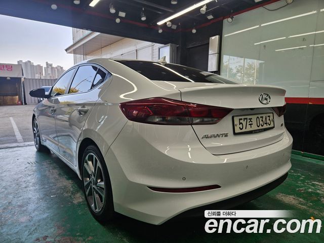 Hyundai AVANTE 1.6 GDI Smart — пробег 148 960 км — фото 2 из 5