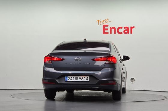 Hyundai AVANTE 1.6 Smart — пробег 96 470 км — фото 4 из 5
