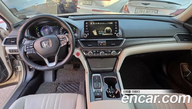 Honda Accord 2.0 Hybrid Touring — пробег 121 913 км — фото 5 из 5