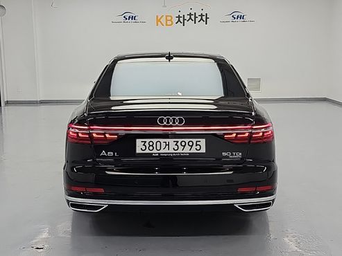Audi A8 50 TDI Quattro — пробег 37 228 км — фото 3 из 5