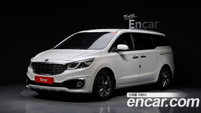 Kia Carnival 9-seater Noblesse — пробег 179 579 км — фото 1 из 5