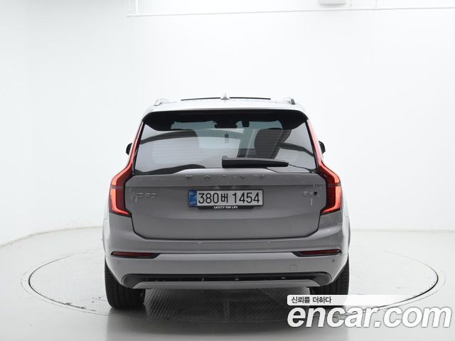 Volvo XC90 B6 Ultra Bright — пробег 115 км — фото 4 из 5