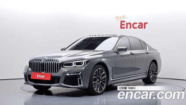 BMW 7-Series 740i M Sport — пробег 72 434 км — фото 1 из 5