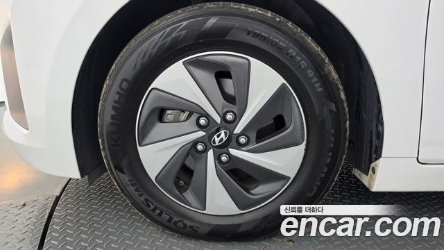 Hyundai Ioniq I Plus — пробег 88 085 км — фото 5 из 5