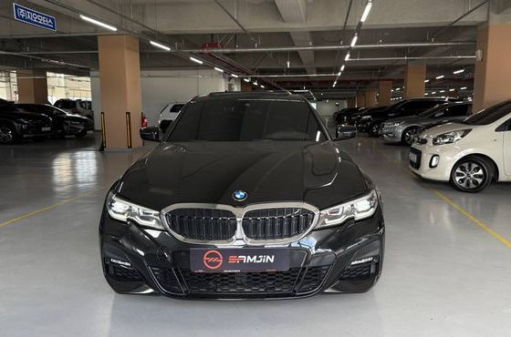 BMW 3-Series 320i M Sport — пробег 55 370 км — фото 3 из 5