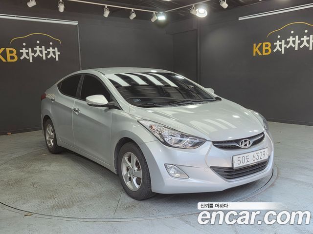 Hyundai AVANTE M16 GDI Smart — пробег 191 000 км — фото 2 из 5