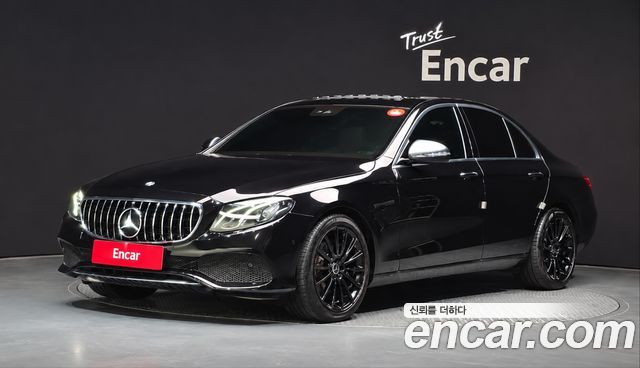 Mercedes-Benz E-Class E300 Avantgarde — пробег 72 878 км — фото 1 из 5