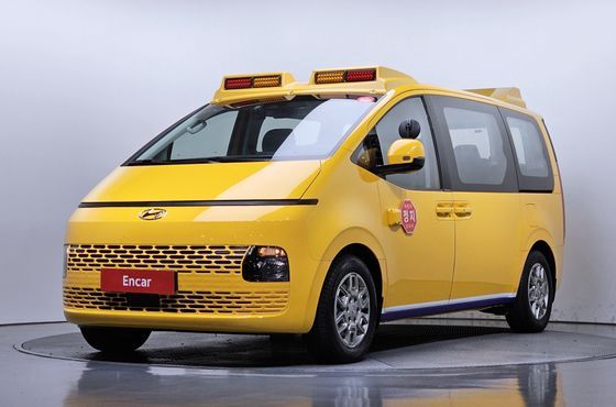 Hyundai Staria L3.5 Kinder Safety Car 11-Seater — пробег 33 686 км — фото 1 из 5