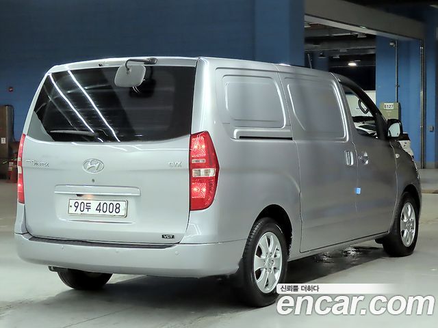 Hyundai Starex 3-Seater VAN CVX Value — пробег 212 784 км — фото 4 из 5