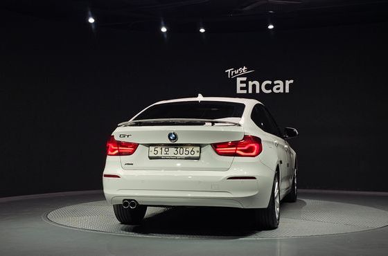 BMW Gran Turismo GT 320d xDrive — пробег 110 791 км — фото 4 из 5
