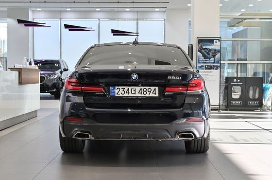BMW 5-Series 520i M Sport — пробег 44 063 км — фото 4 из 5