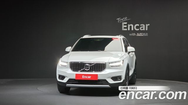 Volvo XC40 B4 Inscription — пробег 25 806 км — фото 3 из 5